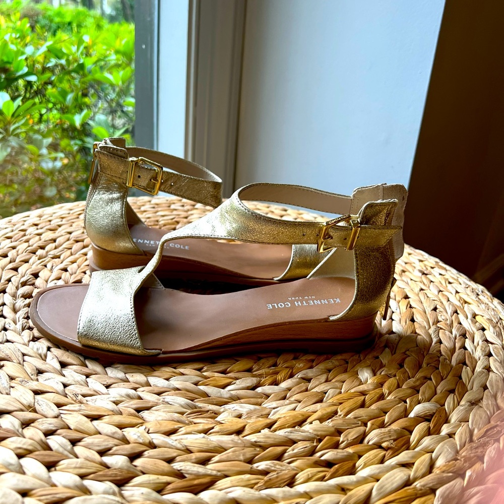 Kenneth Cole New York Gold Sandals
